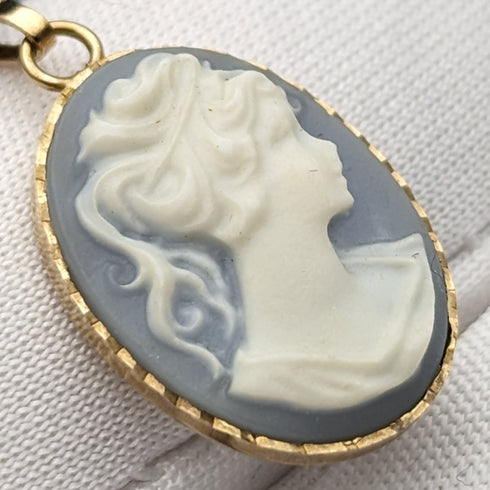 British Vintage Jewelry K9 Gold & Cameo Pendant Necklace Earrings Set